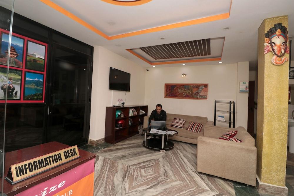Manaslu Home - Lobby