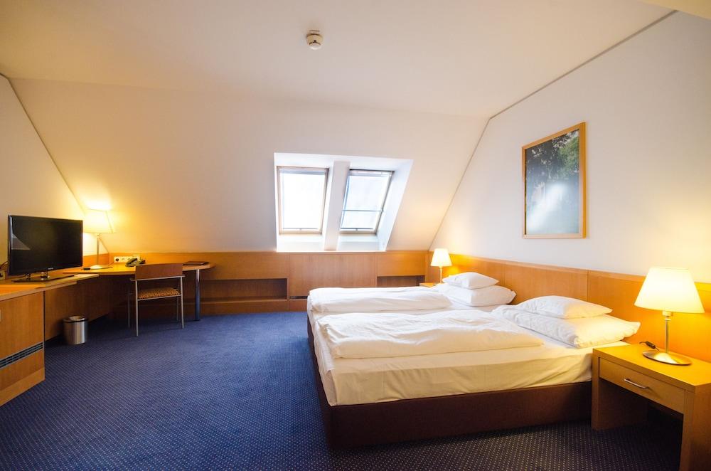 Hotel Strudlhof - Room