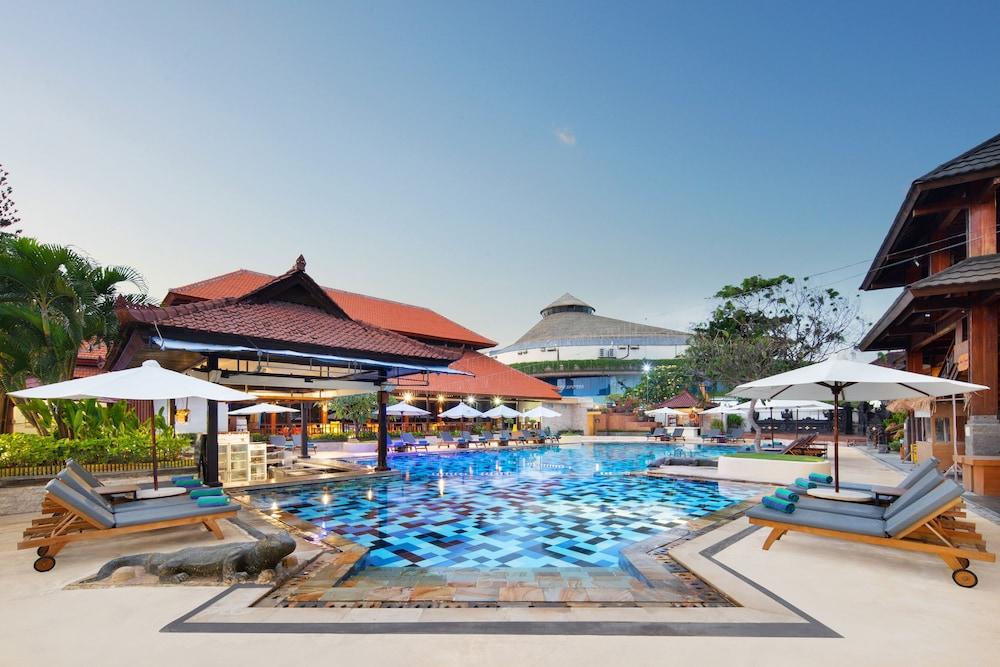 Grand Istana Rama Hotel - Featured Image