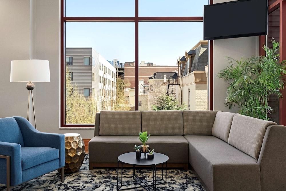 Homewood Suites by Hilton University City - Lobby