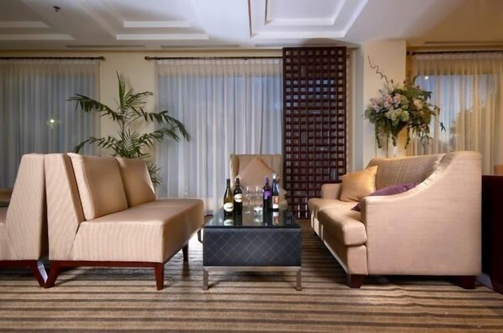 Hotel Gran Puri Manado - Interior