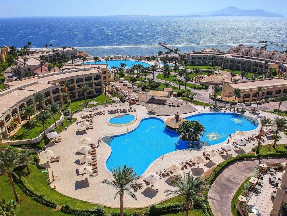 Cleopatra Luxury Resort Sharm El Sheikh - Featured Image