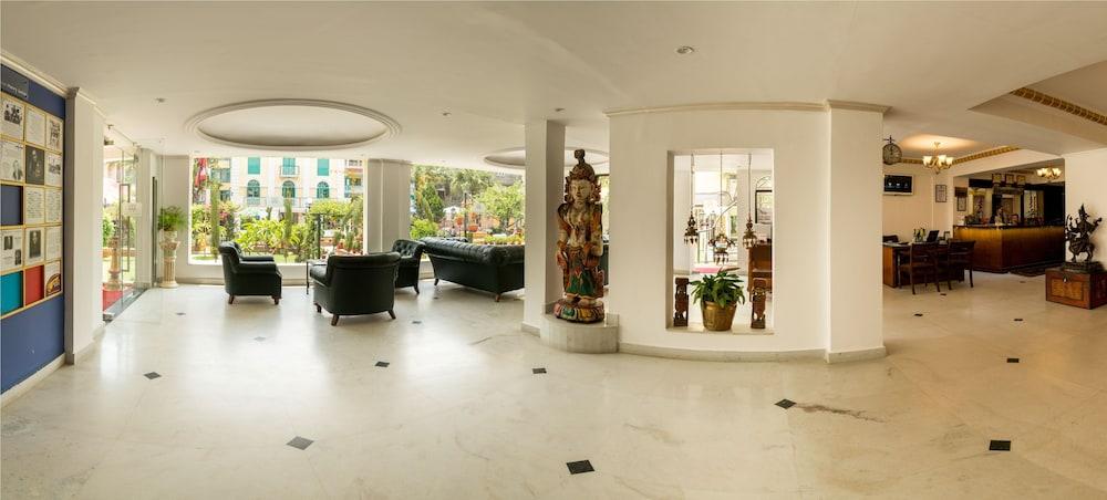 Kathmandu Guest House by KGH Group - Lobby Sitting Area