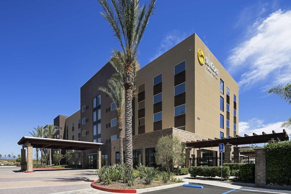 SunCoast Park Hotel Anaheim, Tapestry Collection by Hilton - Exterior