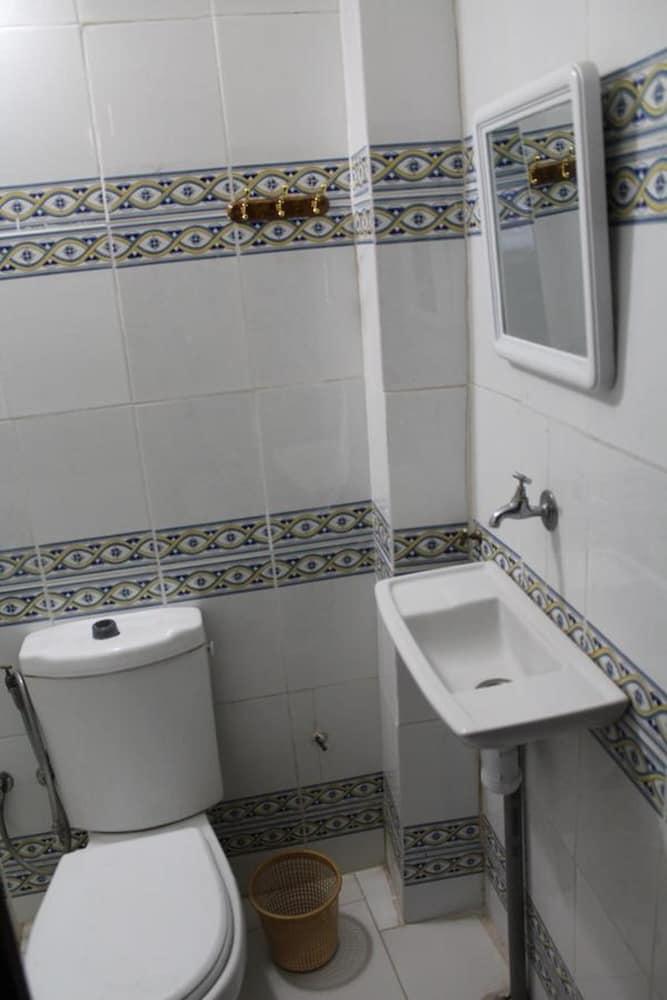 Dar  El Amane Abqari - Bathroom