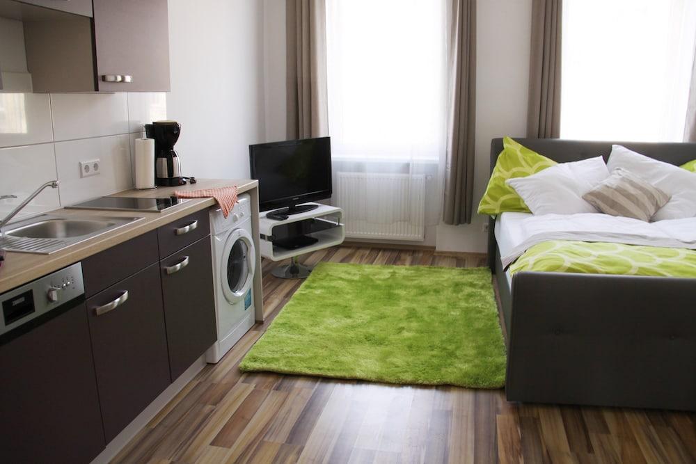 Apartment Huglgasse - Room