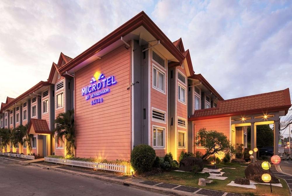 Microtel by Wyndham Davao - Featured Image
