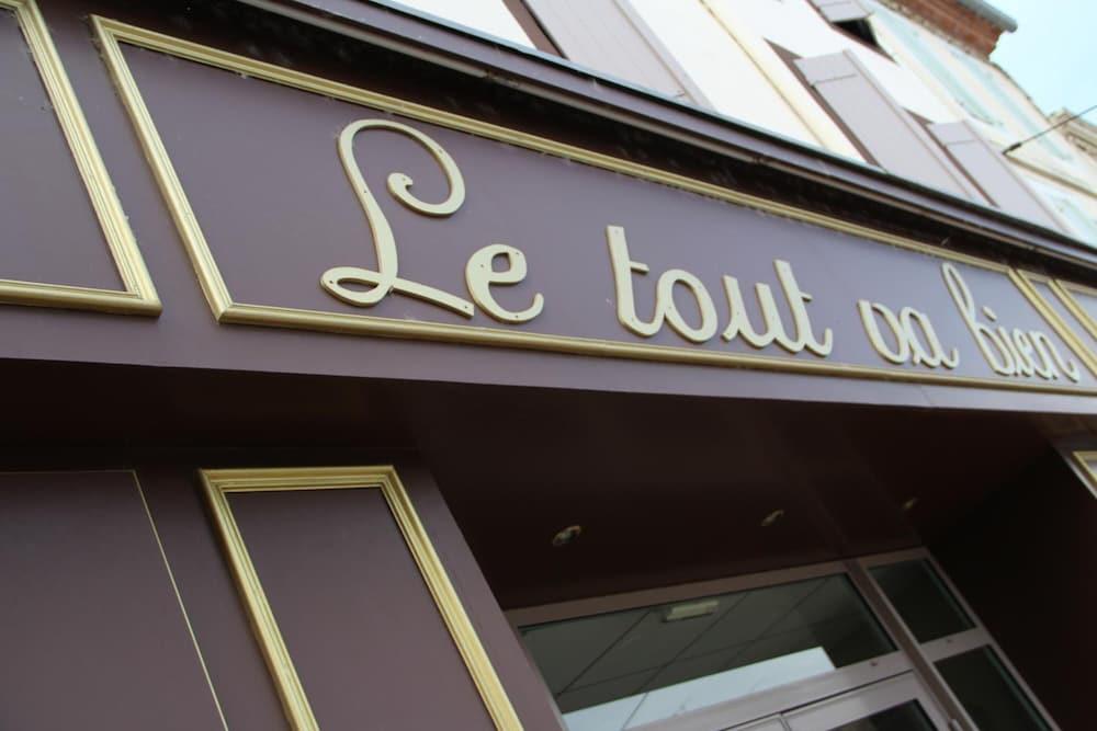 Hotel Restaurant Le Tout Va Bien - Exterior