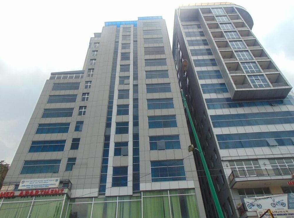 Dabi Hotel & Apartments - Exterior