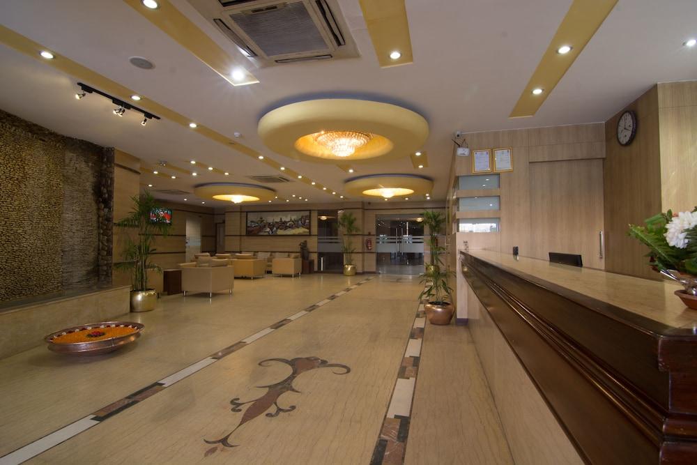 The Amadablam Hotel - Lobby