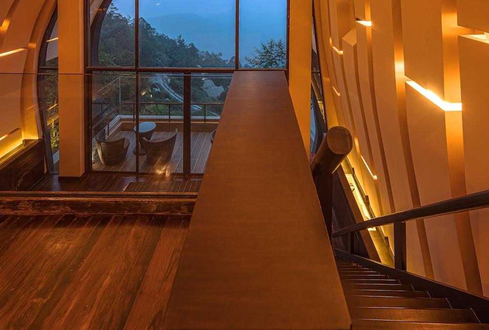 Kavya Resort & Spa - Interior