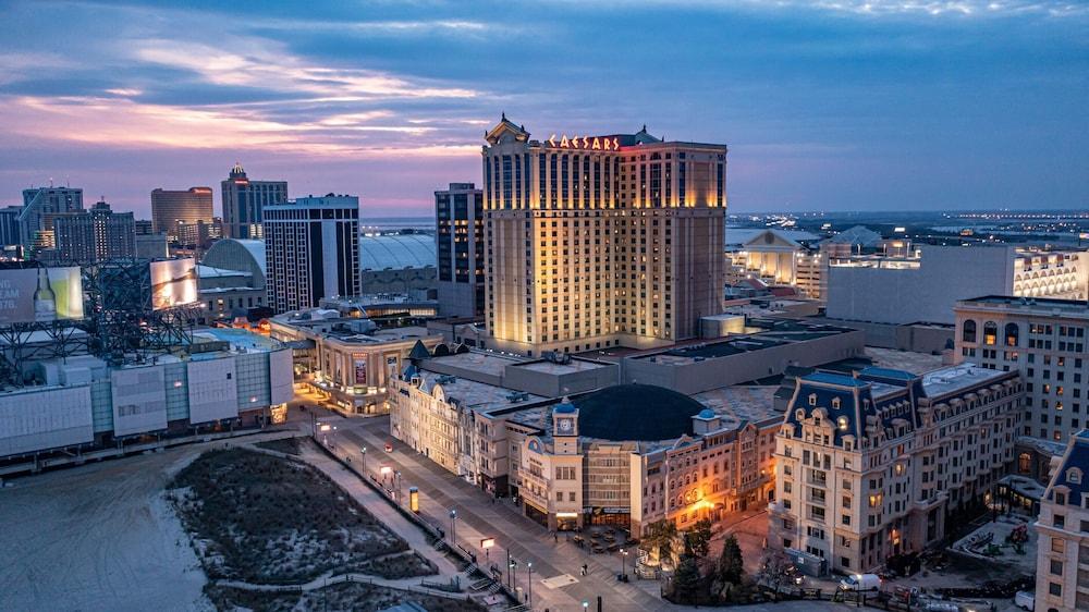 Caesars Atlantic City Resort & Casino - Featured Image