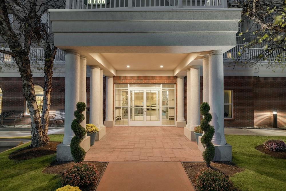 Homewood Suites by Hilton Providence/Warwick - Exterior