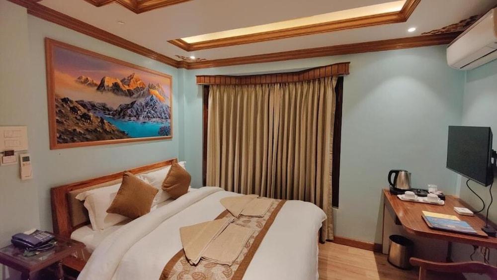 Sherpa Home Hotel - Room