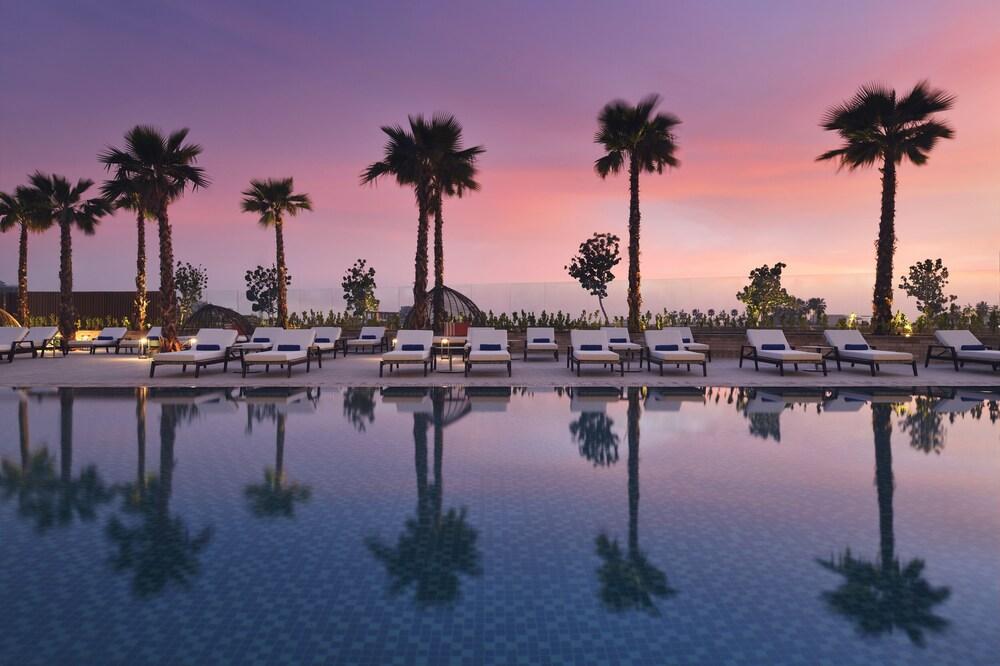 InterContinental Residences Abu Dhabi, an IHG Hotel - Featured Image