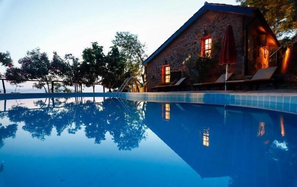 Villa Punto - Pool