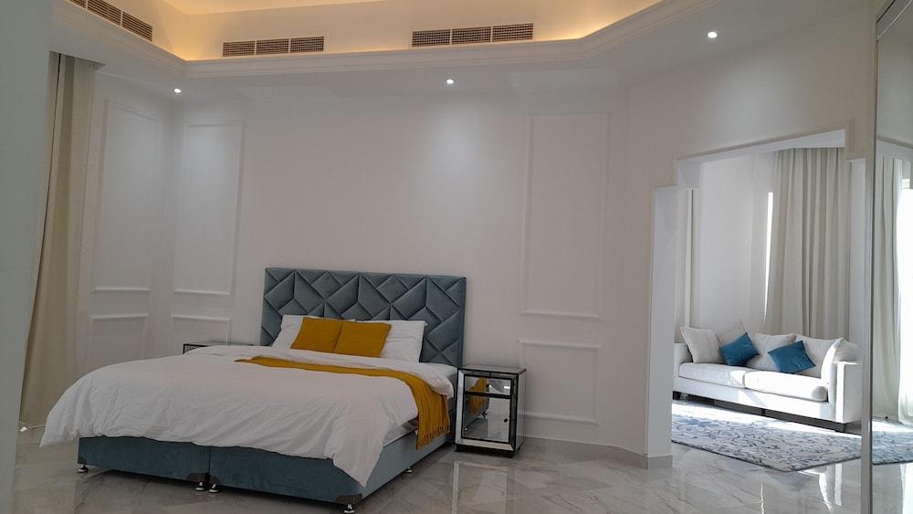 Holiday Villa Ras Al Khaimah - Room