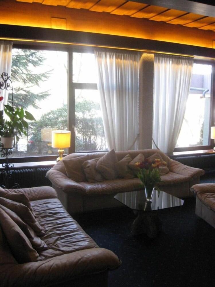 Hotel am Klostersee - Lobby Sitting Area