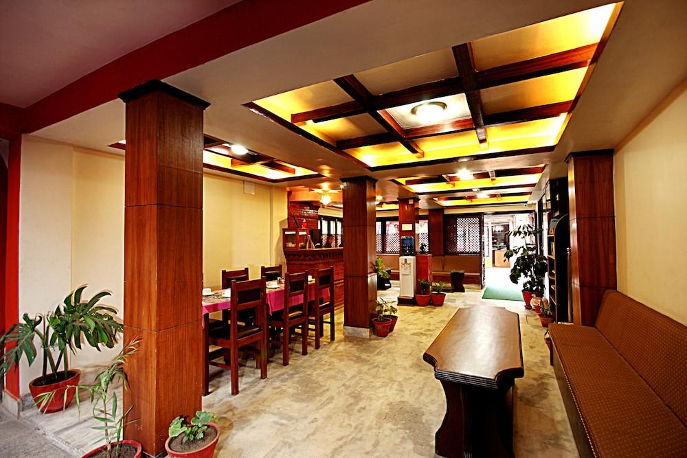 Hotel Bubo Himalaya - Interior
