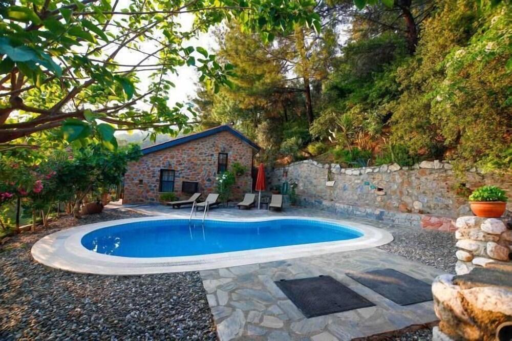 Villa Punto - Pool