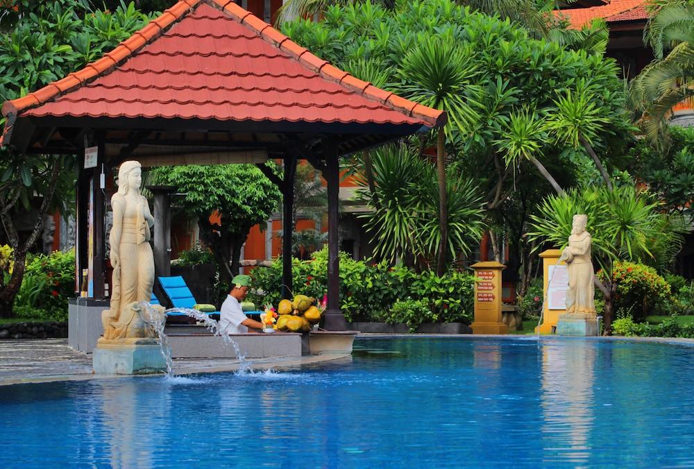 Adi Dharma Hotel Kuta - Pool