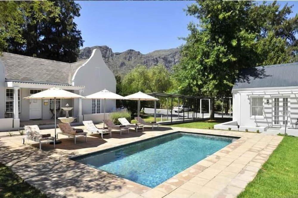 Lavender Farm Guest House - Outdoor Pool
