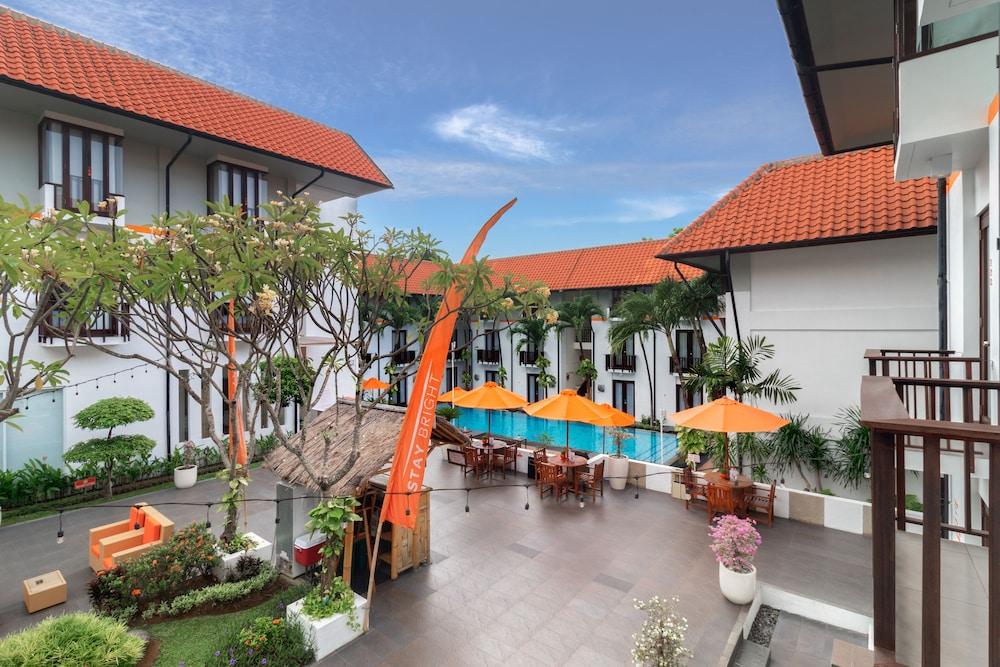 HARRIS Hotel Kuta Tuban Bali - Featured Image