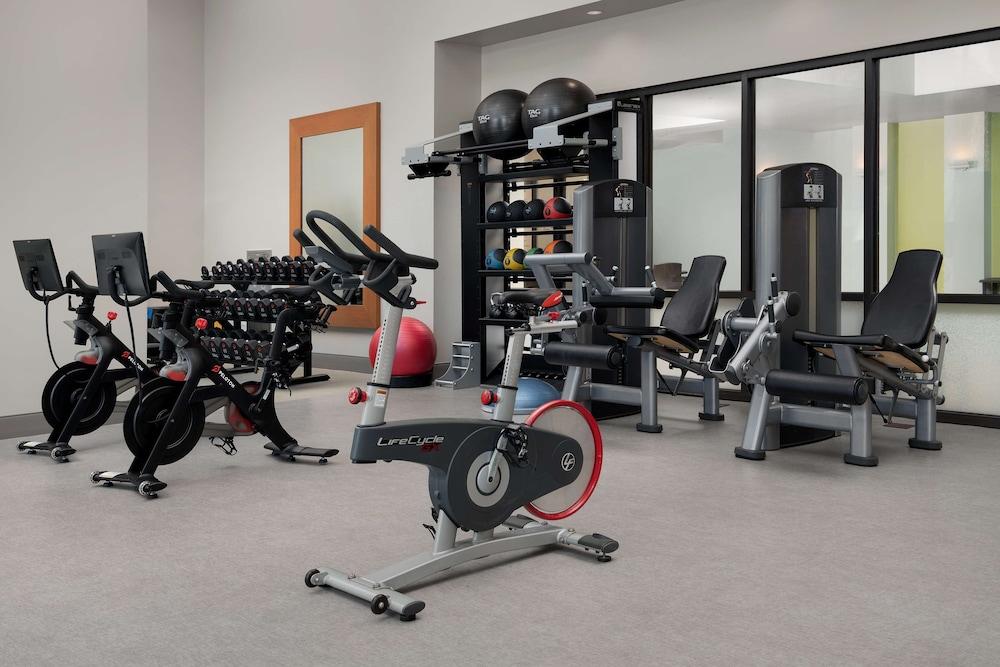 Embassy Suites Springfield - Fitness Facility