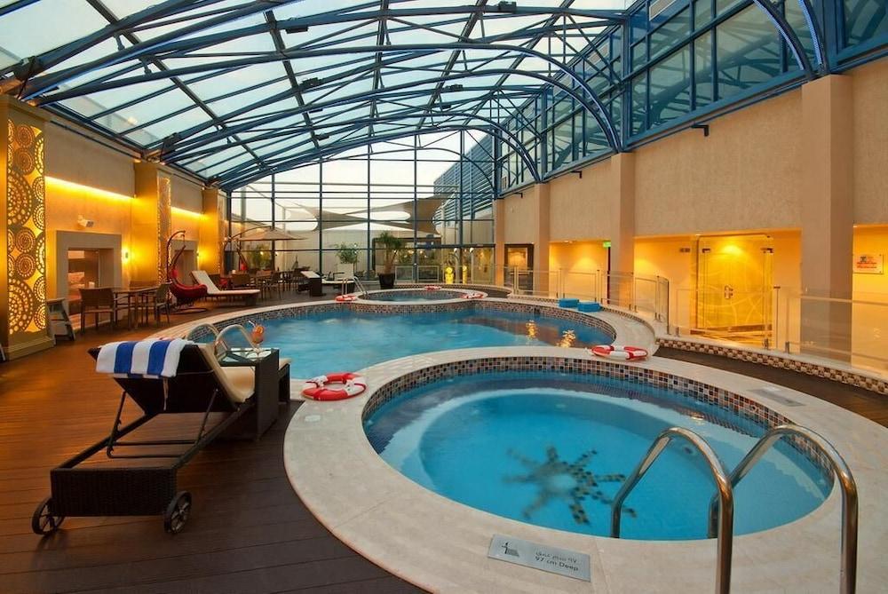 فندق الدار البيضاء جراند - Rooftop Pool