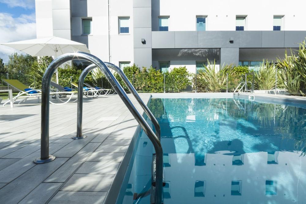 ibis budget Valence Sud - Outdoor Pool