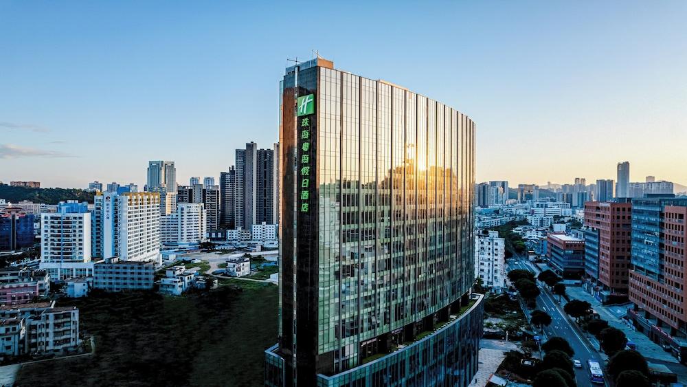 Holiday Inn Zhuhai City Center, an IHG Hotel - Featured Image