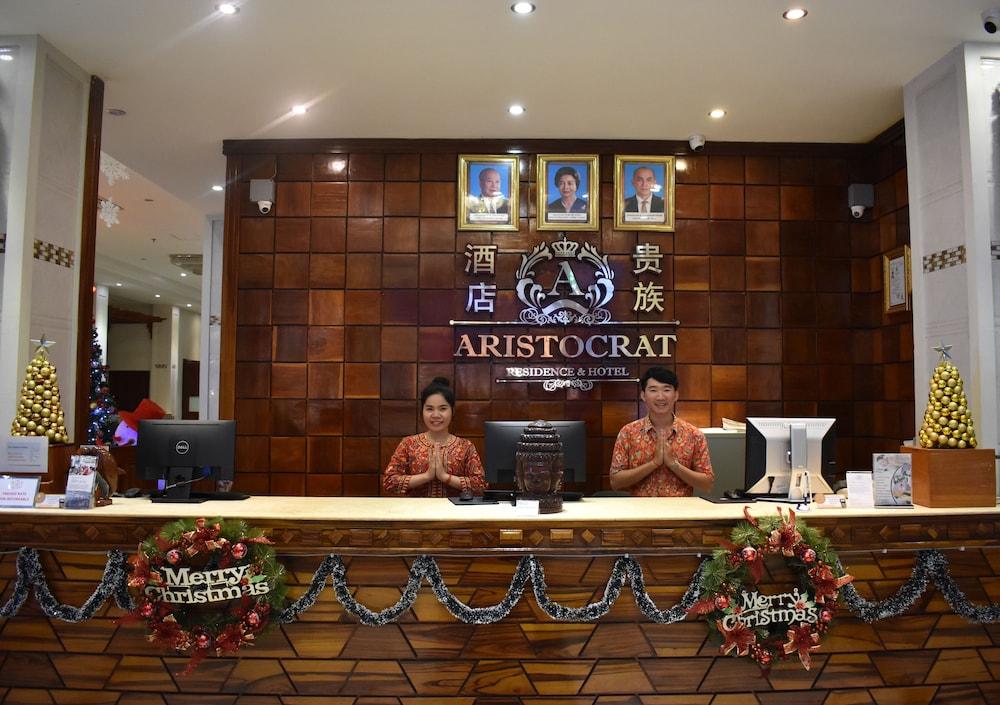 Aristocrat Residence & Hotel - Reception