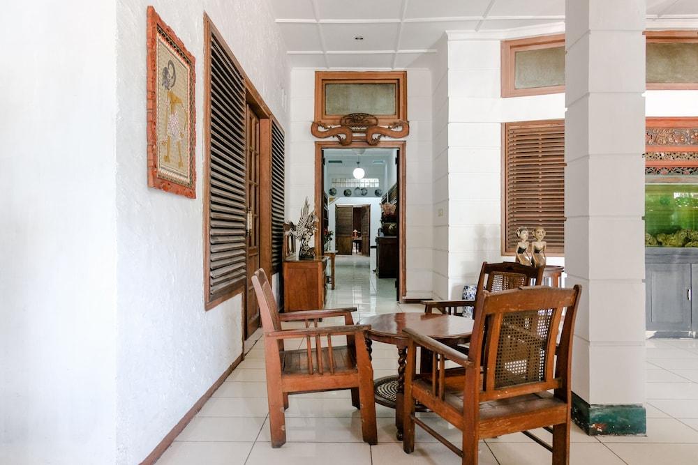 OYO 1614 Hotel Mandala Puri - Interior Detail