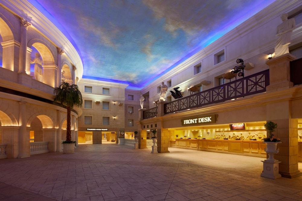 Caesars Atlantic City Resort & Casino - Lobby