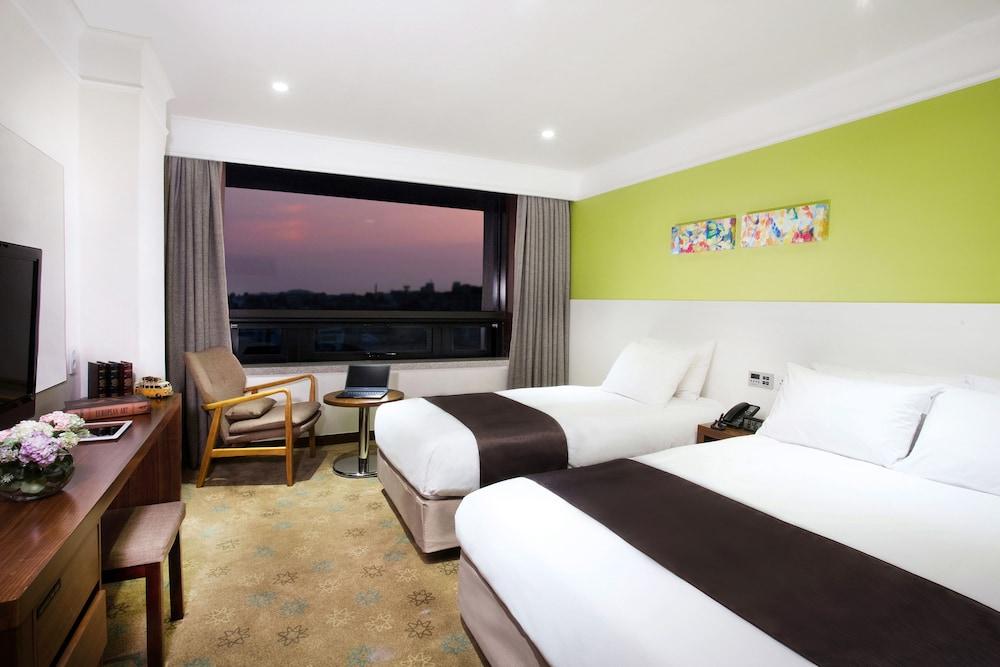 Staz Hotel Jeju Robero - Room