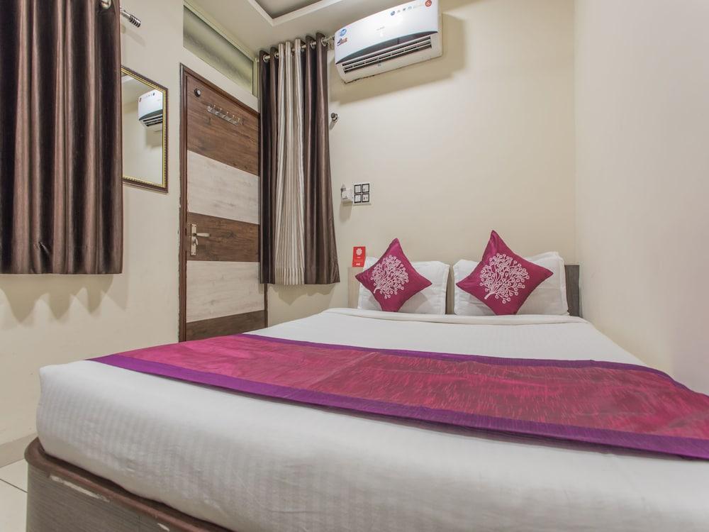 OYO 4042 Hotel Mehar Residency - Featured Image