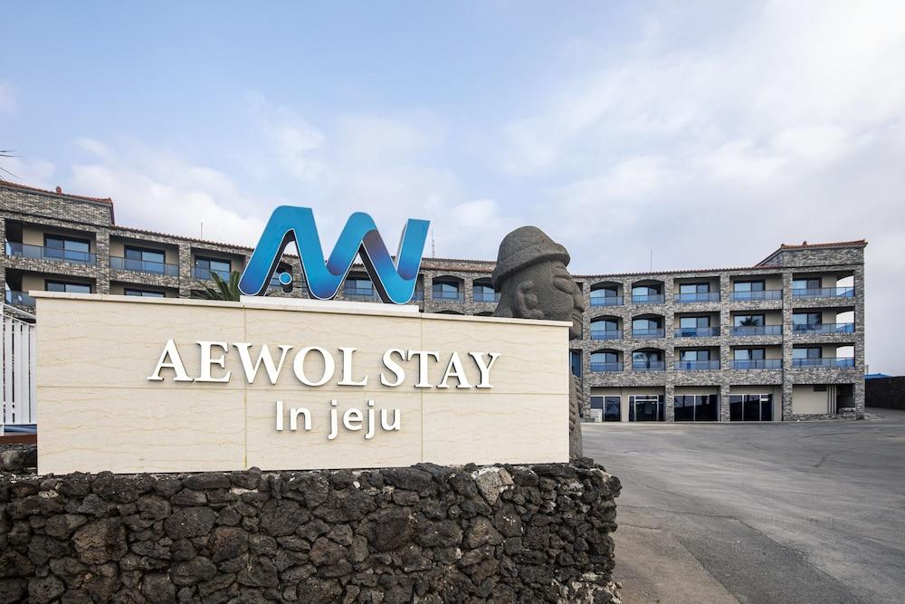 Aewol Stay in Jeju Hotel & Resort - Featured Image