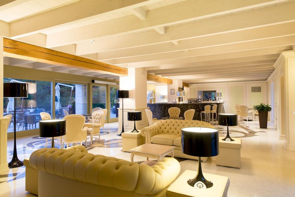 Relais Florian Maison - Lobby Lounge