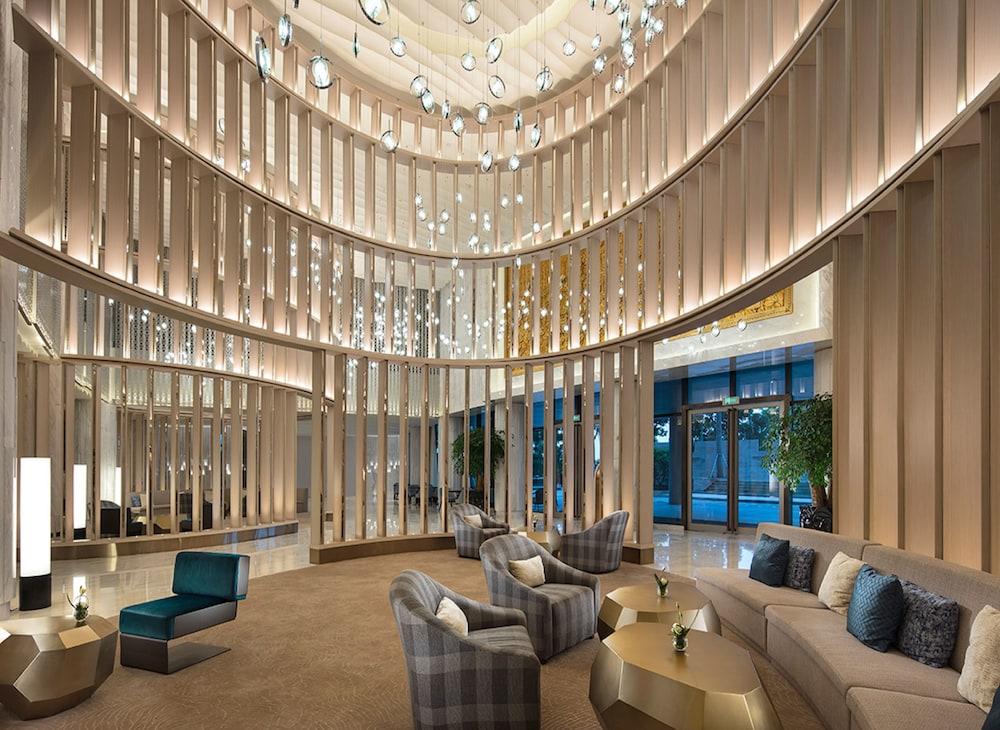 Grand Bay Hotel Zhuhai - Lobby Sitting Area