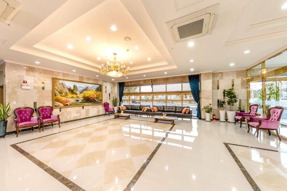 Hotel Pearly - Lobby