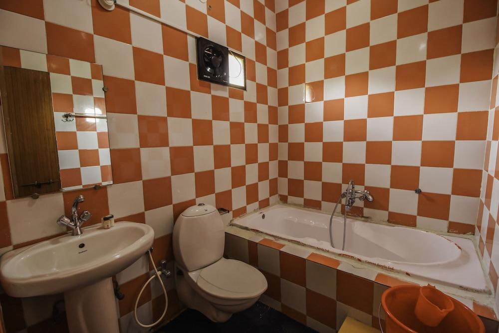 أو واي أو 10958 هوم مودرن ستوديوز كاندوليم - Bathroom