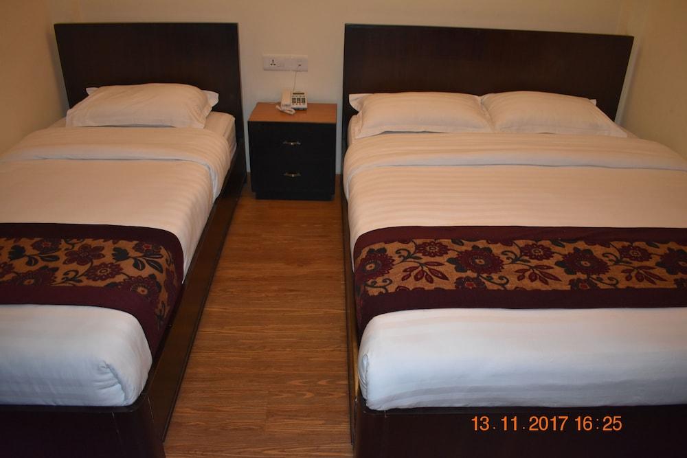 Hotel Hema - Room