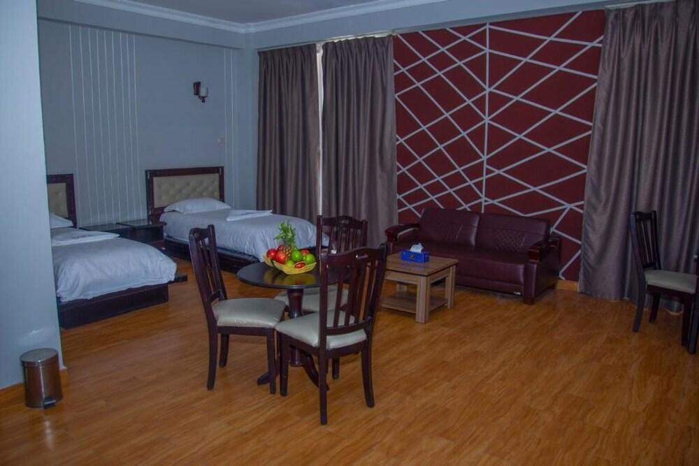 Right Guest House - Room