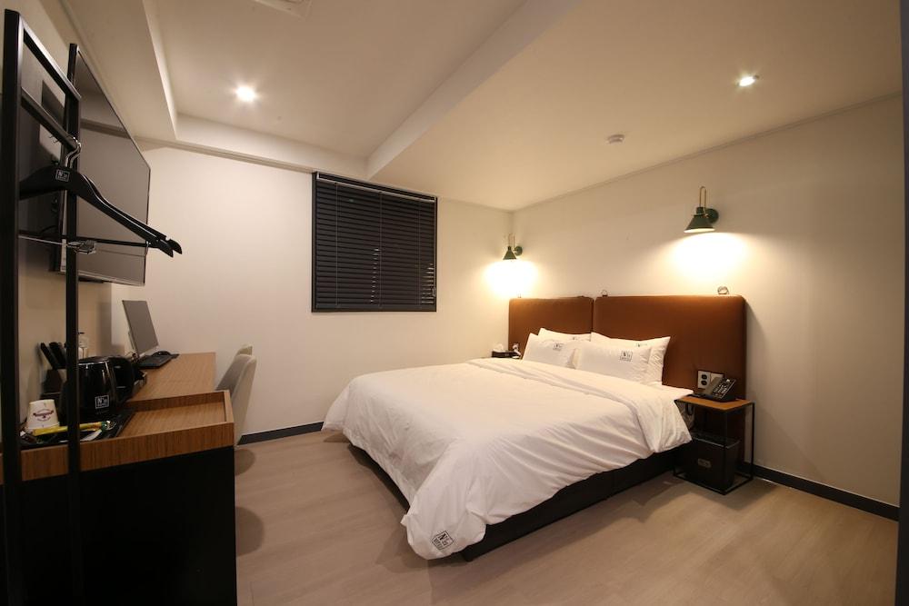 Hotel No25 Seomyeon Ilbeonga - Room