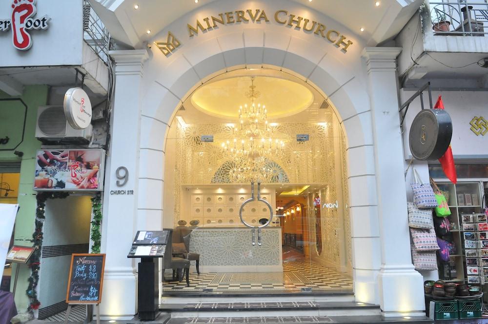 Minerva Church Hotel - Exterior detail