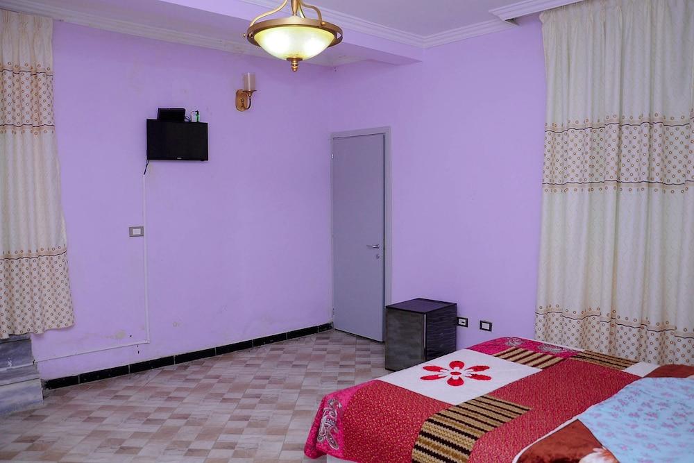 Dire Guest House - Room