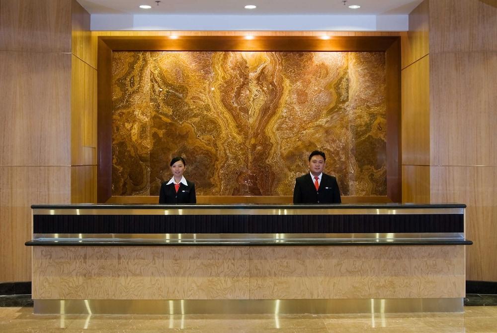ASTON Manado Hotel - Reception Hall
