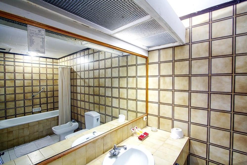 Sahid Manado - Bathroom