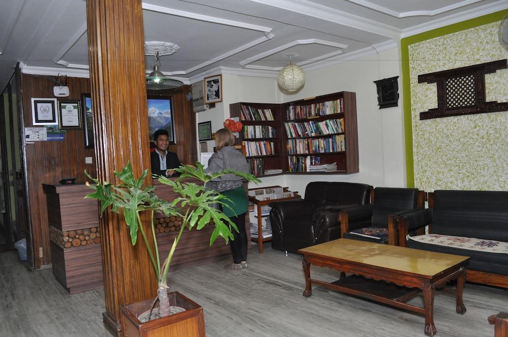 Hotel Florid Nepal - Lobby Sitting Area
