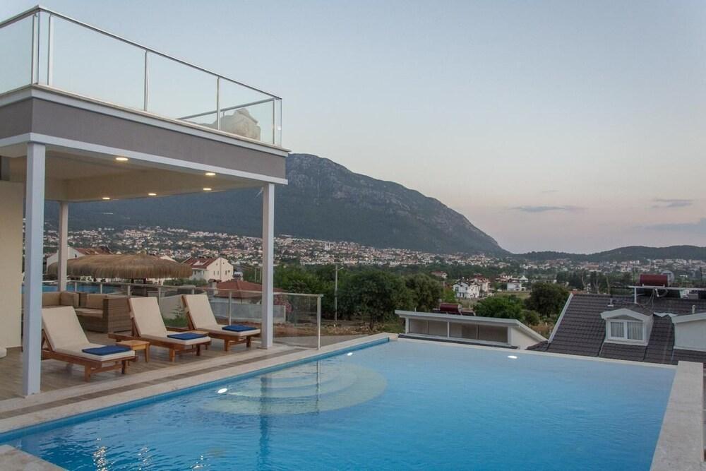 Residence Villa 01 - Outdoor Pool